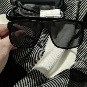 Gucci Sunglasses men or women